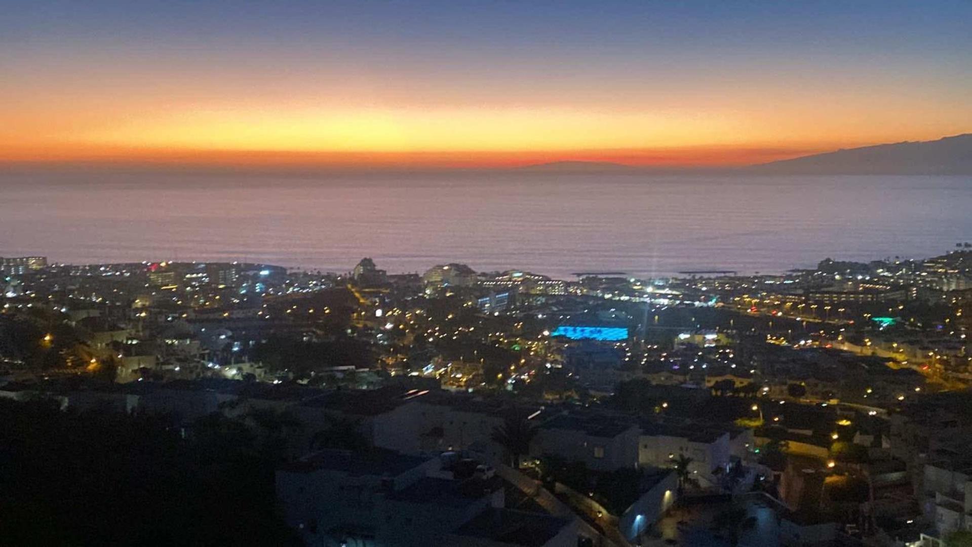 Beautiful Sunset View Apartment Адехе Екстериор снимка